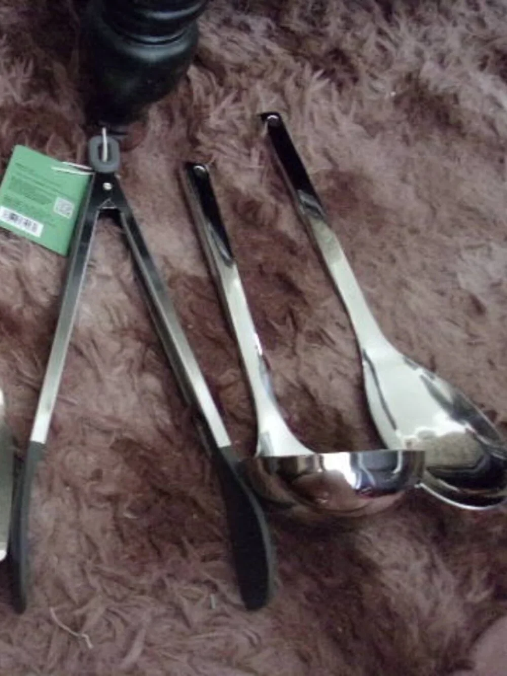 Figmint Huge bundle of Kitchen Utensils New Spoons/Tongs/spatula/whisk etc